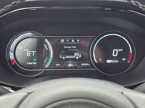 Used 2022 Kia Niro EX w/ Cold Weather Package image 24