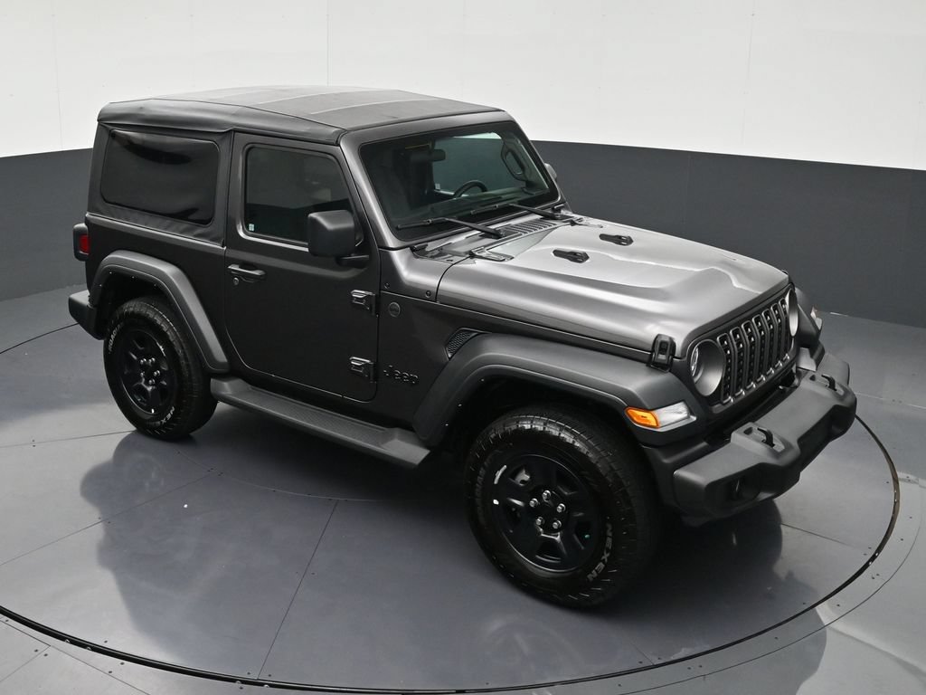 Used 2025 Jeep Wrangler Sport AWD/4WD image 18