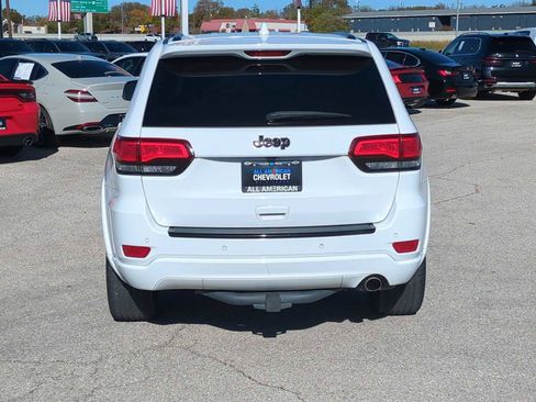 Used 2018 Jeep Grand Cherokee Altitude image 7