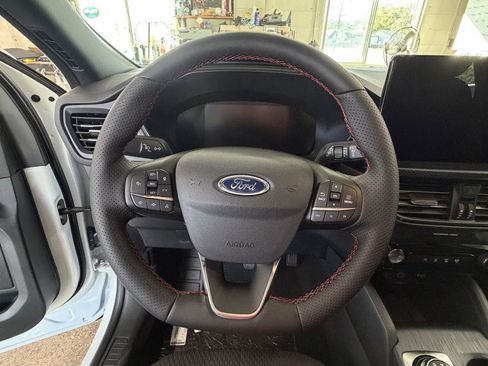 New 2026 Ford Escape ST-Line Select w/ Tech Pack #1 image 15