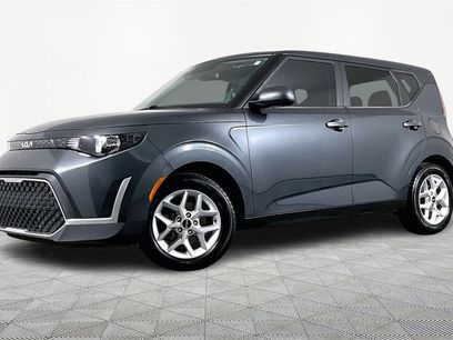 Used 2023 Kia Soul LX w/ LX Technology Package