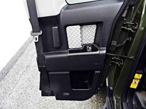 Used 2007 Toyota FJ Cruiser 4WD image 12