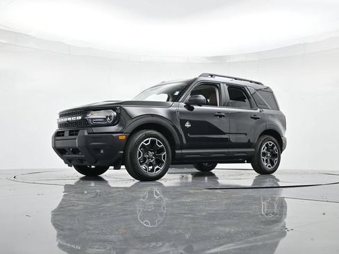 Used 2025 Ford Bronco Sport Outer Banks w/ Outer Banks Tech Package+ AWD/4WD image 34