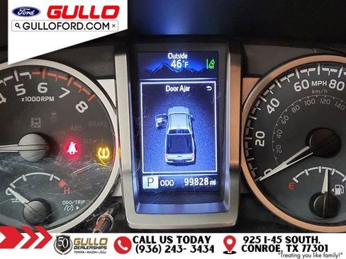 Used 2020 Toyota Tacoma SR5 image 24