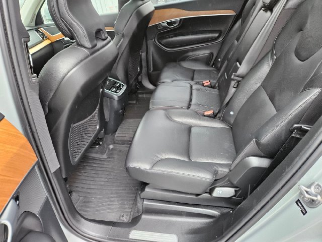 Used 2024 Volvo XC90 B6 Plus w/ Protection Package Premier AWD/4WD image 15