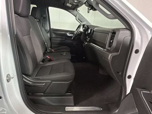 Used 2023 Chevrolet Silverado 1500 LT AWD/4WD image 30