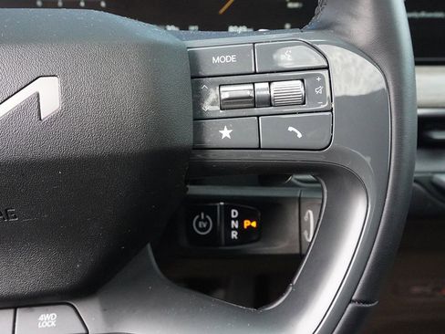 Used 2024 Kia EV9 Land AWD/4WD image 57