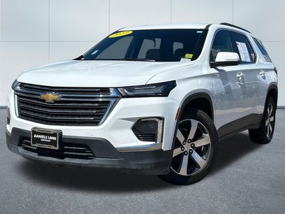 Used 2023 Chevrolet Traverse LT w/ LT Premium Package