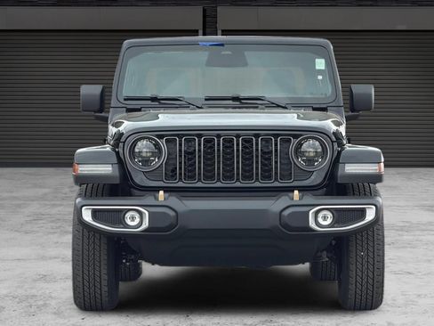 New 2026 Jeep Gladiator Sport AWD/4WD image 10