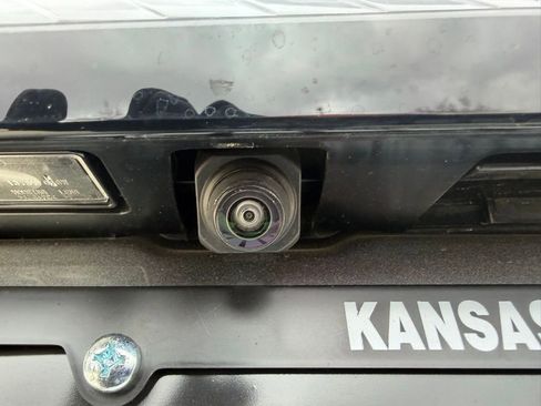 New 2026 Nissan Sentra SV w/ SV Convenience Package image 9