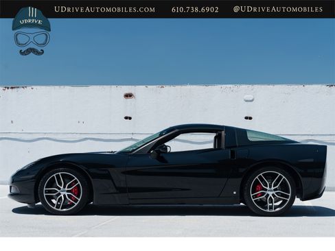 Used 2006 Chevrolet Corvette Coupe w/ Preferred Equipment Group RWD image 8