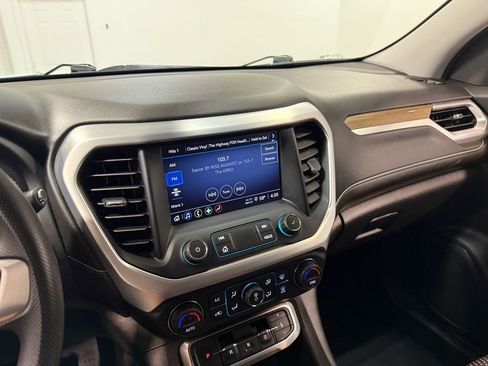 Used 2021 GMC Acadia SLE w/ Trailering Package image 79