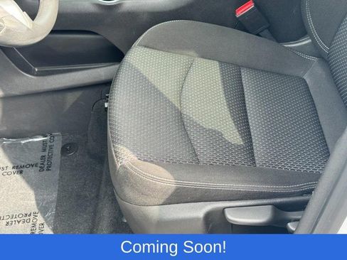 Used 2024 GMC Terrain SLE FWD image 18