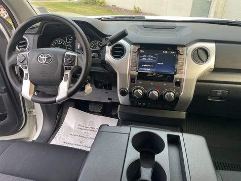 Used 2020 Toyota Tundra SR5 AWD/4WD image 15