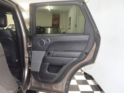 Used 2016 Land Rover Range Rover Sport SE AWD/4WD image 27
