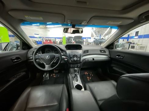 Used 2015 Acura ILX w/ Premium Package FWD image 29