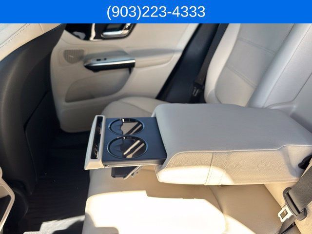 Used 2023 Mercedes-Benz GLC 300 4MATIC image 44