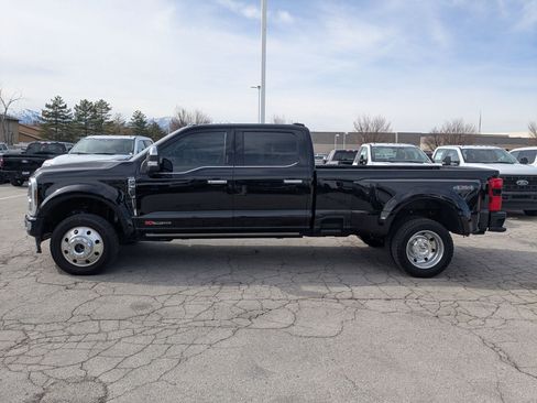 Used 2024 Ford F450 Limited image 10