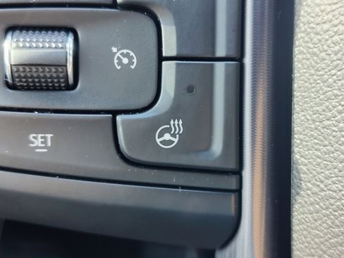 Used 2025 GMC Sierra 2500 Denali Ultimate image 28