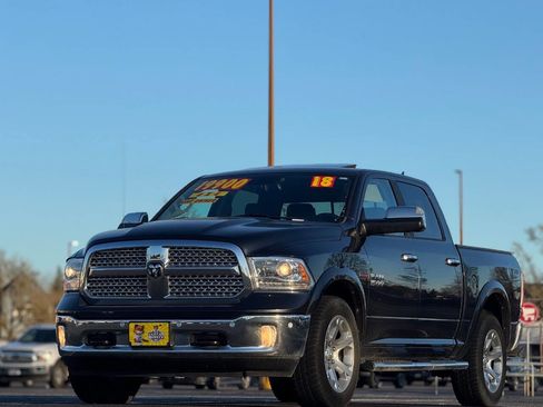 Used 2018 RAM 1500 Laramie w/ Convenience Group image 4