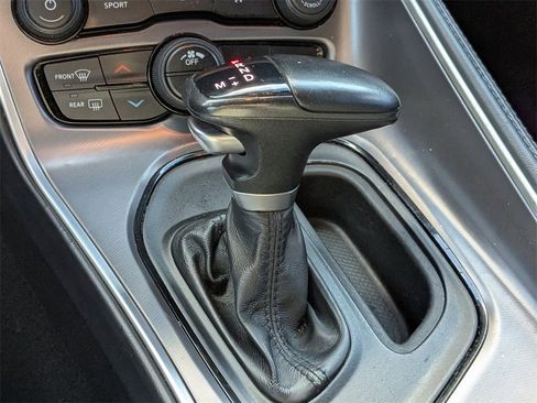 Used 2020 Dodge Challenger SXT w/ Plus Package image 18