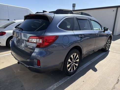 Used 2017 Subaru Outback 2.5i Limited AWD/4WD image 3