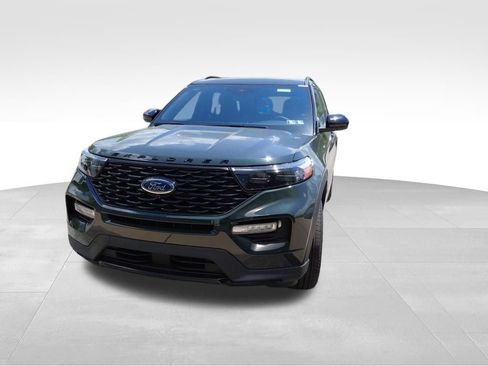Used 2023 Ford Explorer ST-Line w/ Class IV Trailer Tow Package AWD/4WD image 2