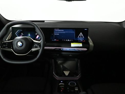 Used 2025 BMW X3 xDrive30i w/ Premium Package image 17