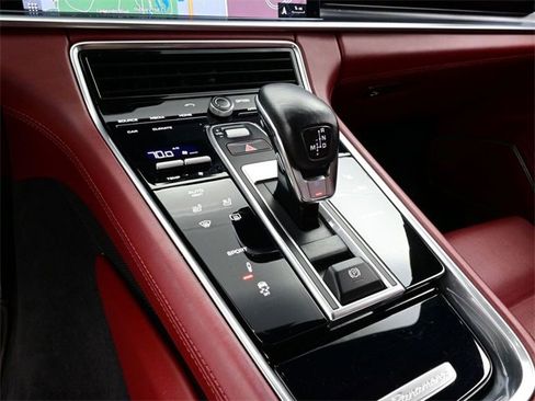 Certified 2020 Porsche Panamera 4S image 11