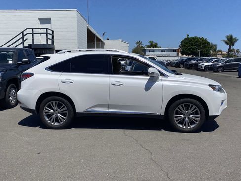 Used 2013 Lexus RX 350 FWD w/ Navigation Pkg image 2