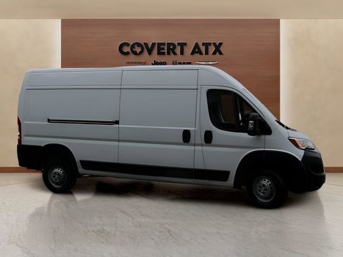 Used 2025 RAM ProMaster 2500 w/ Convenience Group FWD image 6