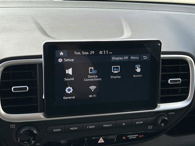 New 2026 Hyundai Venue SE FWD image 13