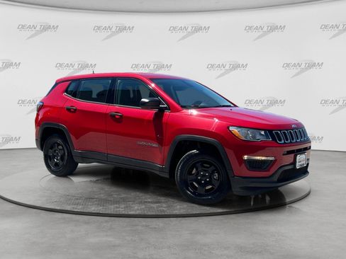 Used 2021 Jeep Compass Sport w/ Cold Weather Group FWD image 2