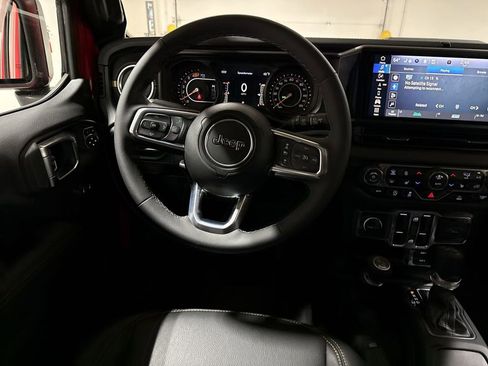 New 2025 Jeep Wrangler Sahara image 11
