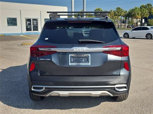 Used 2022 Kia Seltos S FWD image 4