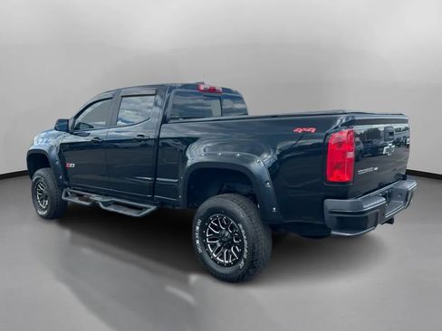 Used 2019 Chevrolet Colorado Z71 w/ Z71 Midnight Edition AWD/4WD image 13