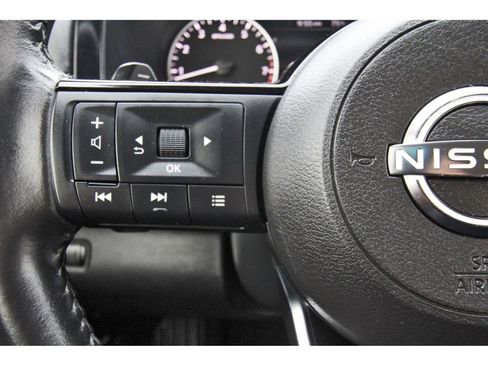 Used 2023 Nissan Pathfinder SV w/ SV Premium Package image 19