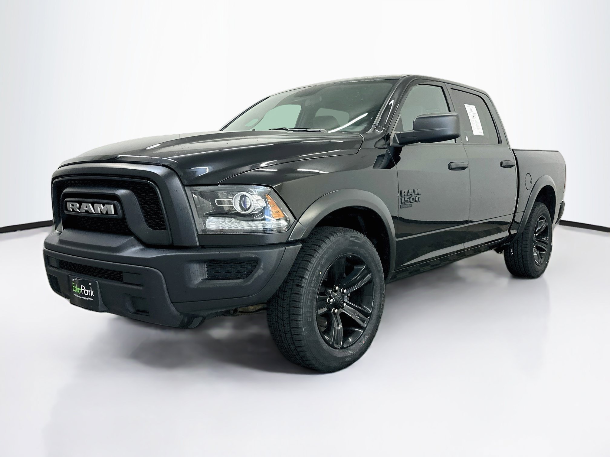Used 2024 RAM 1500 Warlock AWD/4WD image 3