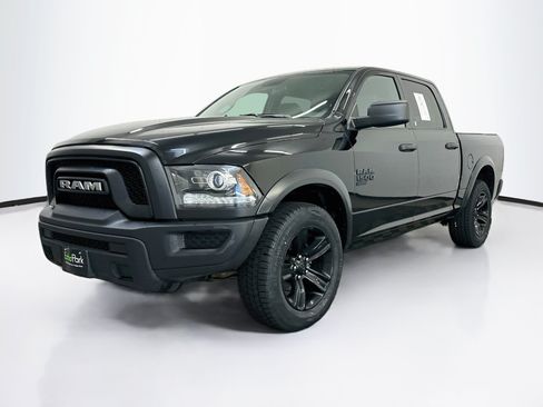 Used 2024 RAM 1500 Warlock AWD/4WD image 3