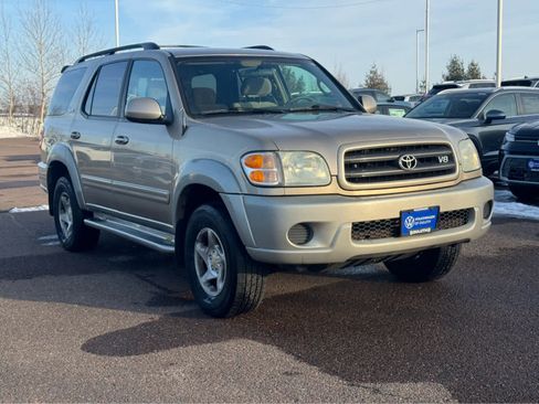 Used 2003 Toyota Sequoia SR5 image 7