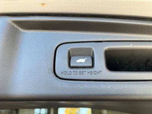 Used 2024 Honda CR-V Sport Touring image 11