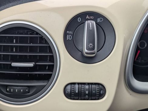 Used 2019 Volkswagen Beetle 2.0T Final Edition SEL image 23