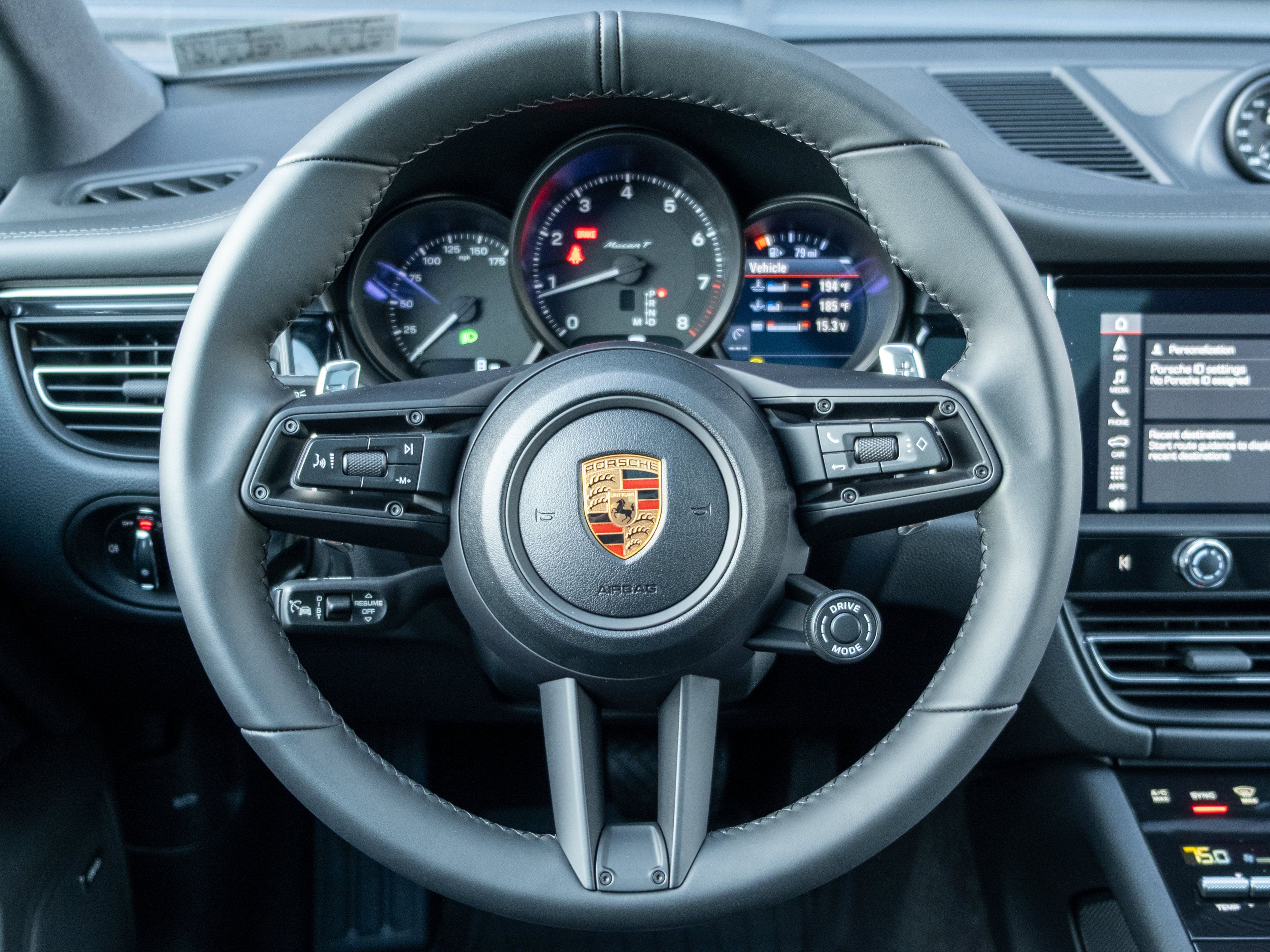 Certified 2026 Porsche Macan Turbo AWD/4WD image 26