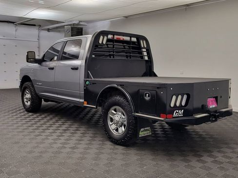 Used 2024 RAM 2500 Big Horn AWD/4WD image 3