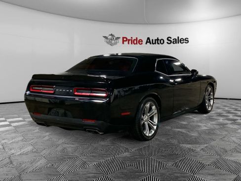 Used 2021 Dodge Challenger R/T RWD image 9