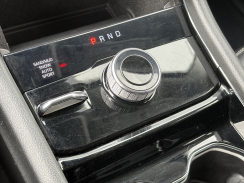 Used 2022 Jeep Grand Cherokee Limited AWD/4WD image 22