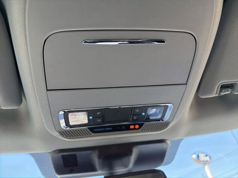 Used 2026 Ford F350 Lariat w/ Black Appearance Package image 17