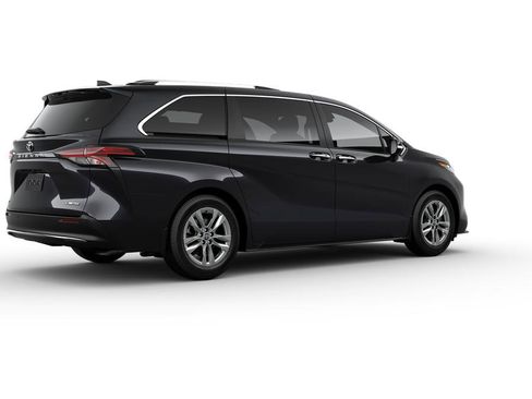 New 2025 Toyota Sienna Limited image 10