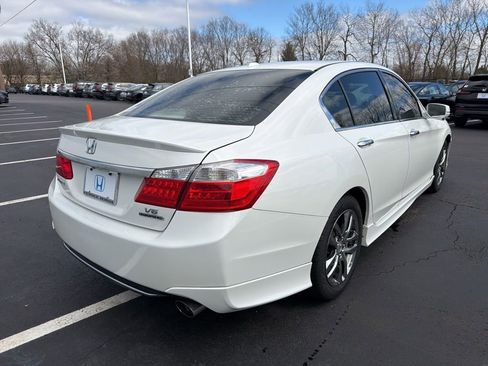 Used 2015 Honda Accord Touring image 5