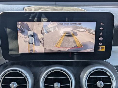 Used 2022 Mercedes-Benz GLC 300 GLC 300 image 28